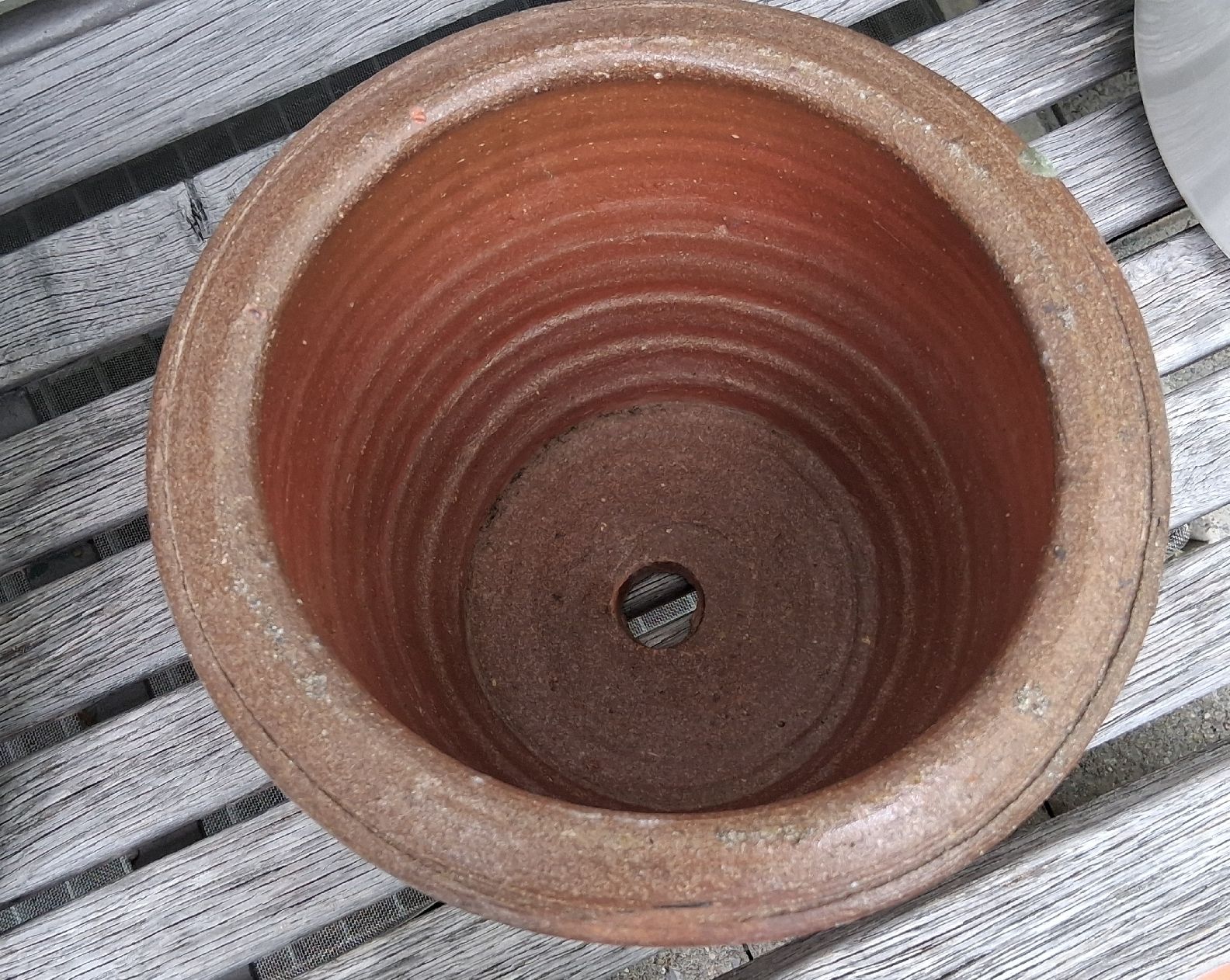 Pentole: Blumentopf Ton rustikal H19cm D25cm mit Loch – Usato da Aarburg venduto da brujil 3