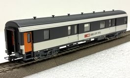 Roco H0= Gepäckwagen SBB D 51 85 92-70 302-0 Corail ex. SNCF