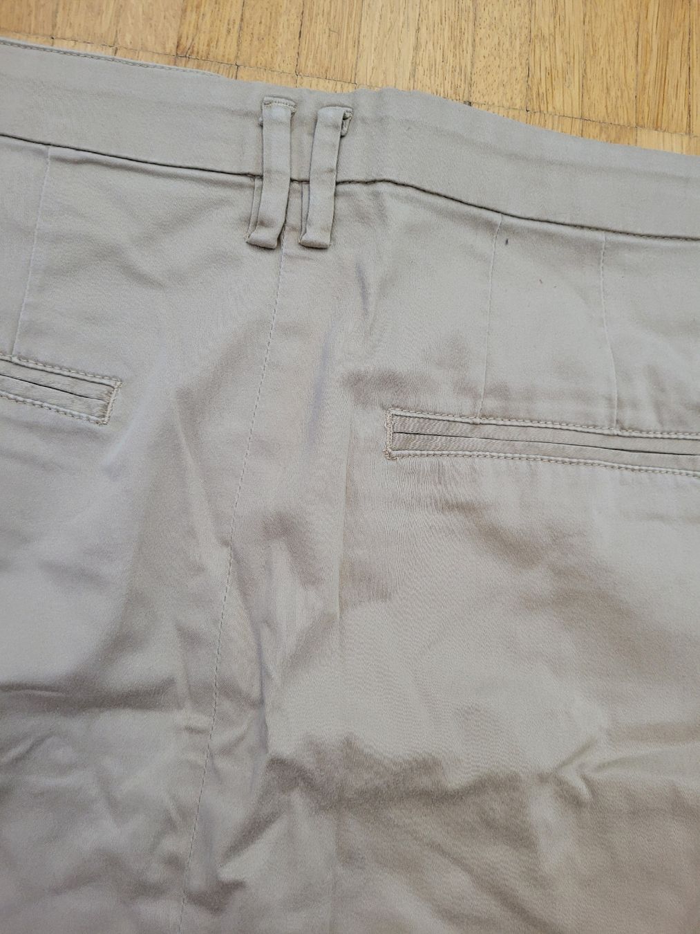 Gonne: 62. Jupe beige Yessica taille 44 – Usato da Villars-sur-Glâne venduto da m66_dch5 3