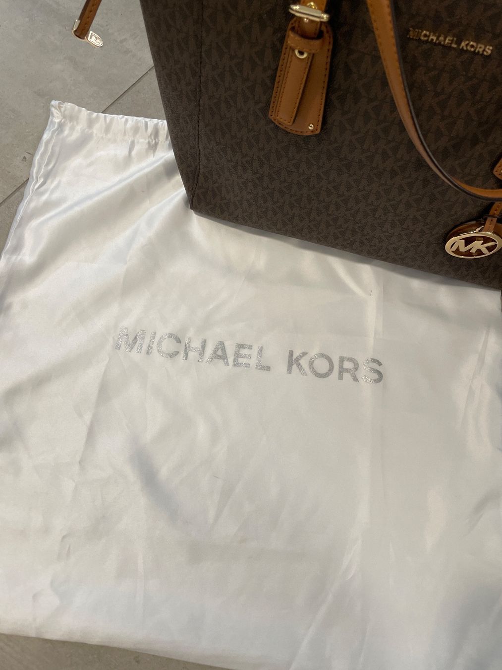 Michael Kors Borse da donna: Michael Kors Tasche neu – Nuovo e nell'imballaggio originale da Thalwil venduto da jan_h9wg 5