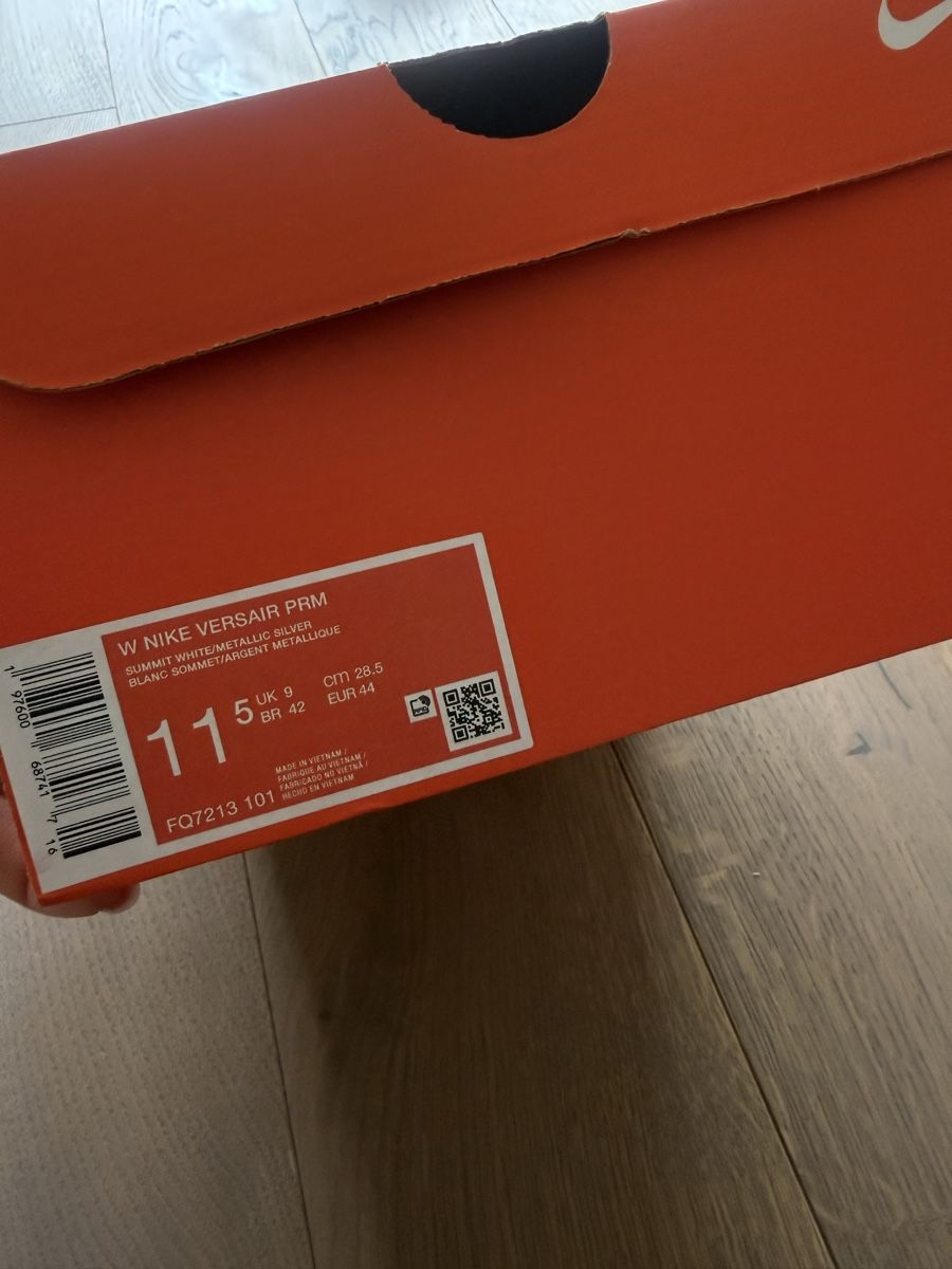 Nike Scarpe da uomo: Nike Versair PRM Summit White, 44, New with box! – Nuovo e nell'imballaggio originale da Zürich venduto da Bellinka23 5
