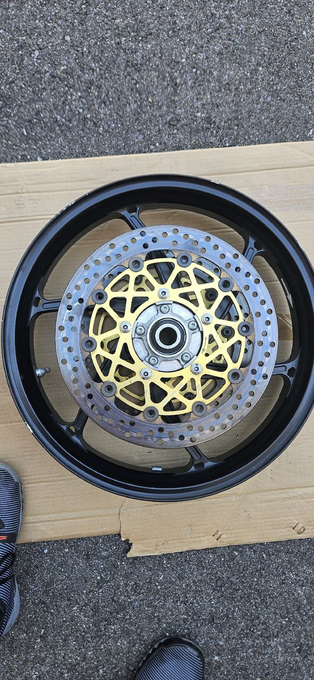 Suzuki Tutti i ricambio per moto: PVM Schmiederäder GSX-R1000 – Usato da Hirzel venduto da kristijan_gsxr 1