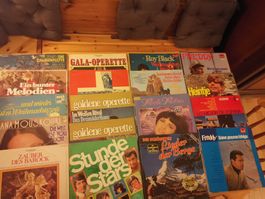 32 Schallplatten Schlager, Klassisch, Schweizerisch Folklore