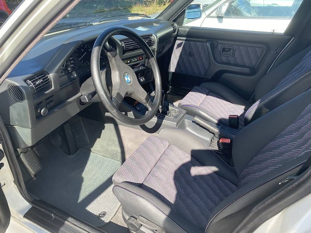 Automobili: BMW E30 325 IX Touring  – Usato da Sierre venduto da GML 2