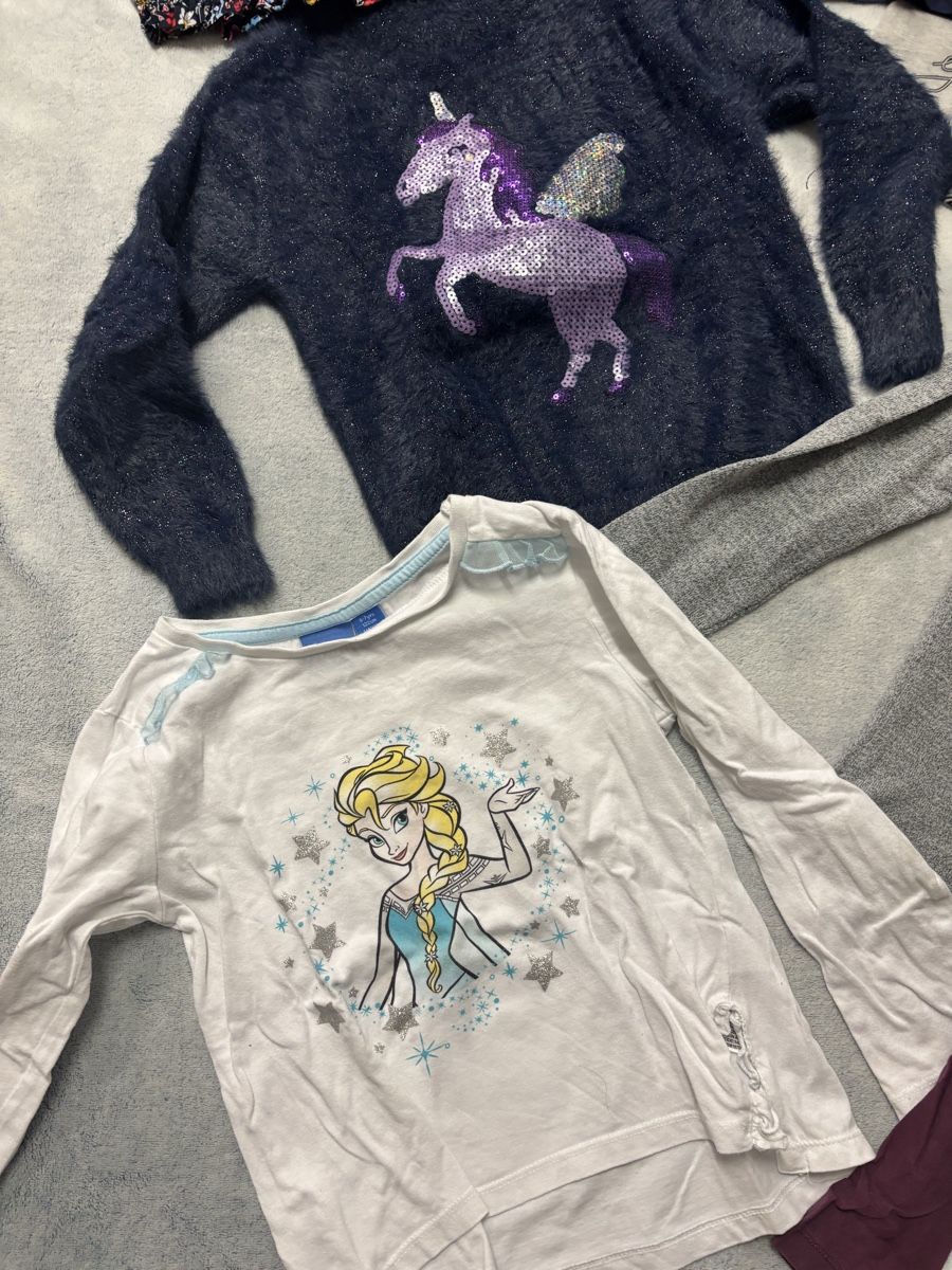 Pulls et sweat-shirts: Pullover-Set Gr. 122 – D'occasion à Vordemwald par Et1st 1