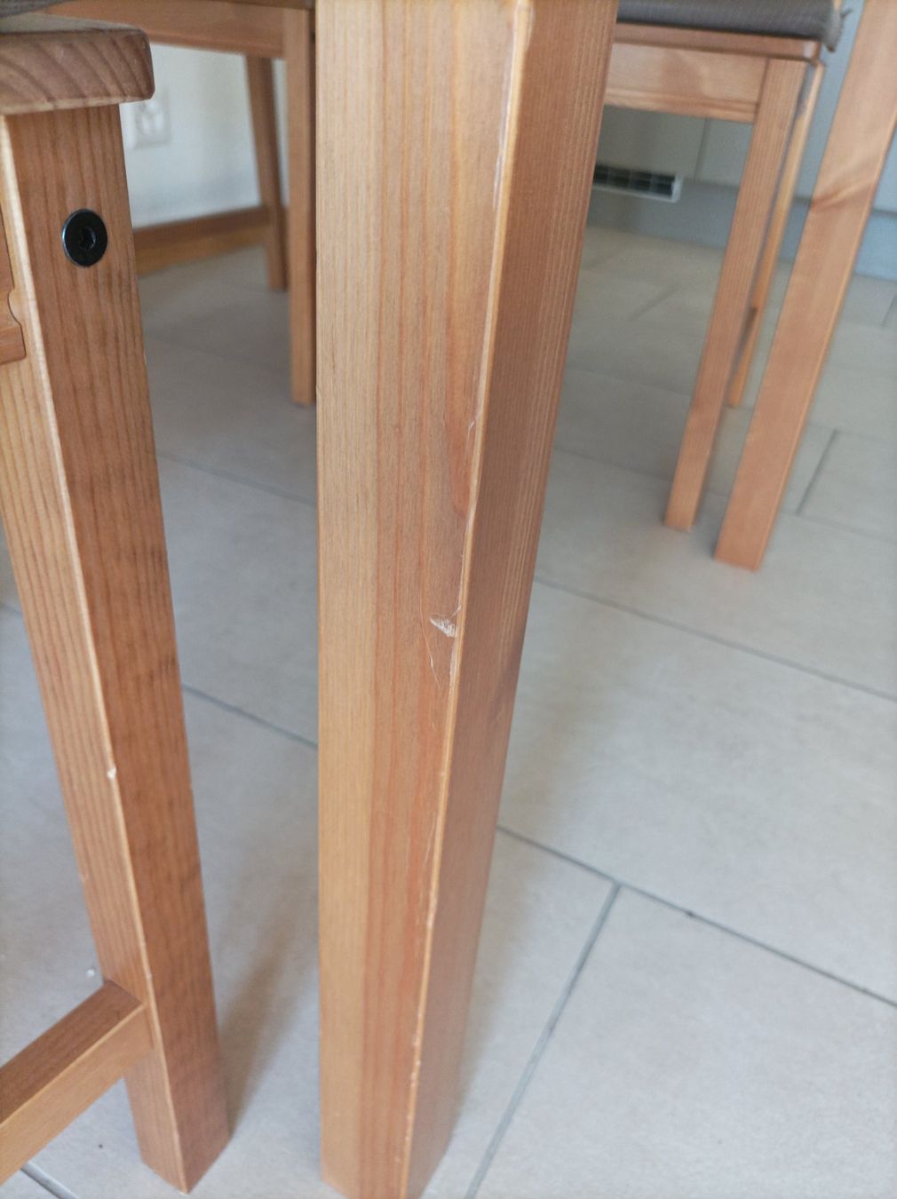 Ikea Tischset: Set de table avec 4 chaises – Gebraucht aus Lausanne von hdo_d2mm 3