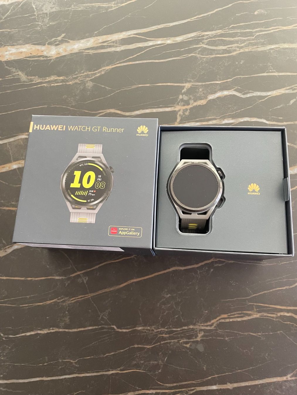 Huawei Smartwatch: Huawei GT Runner – D'occasion à Ennetbaden par djpejic 2