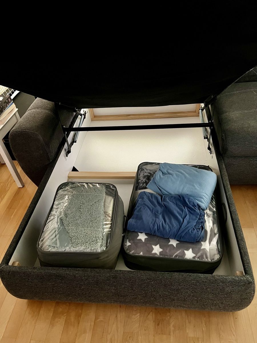 Divani: Ecksofa mit Hocker dunkelgrau  – Usato da Steinhausen venduto da Famleu1 2