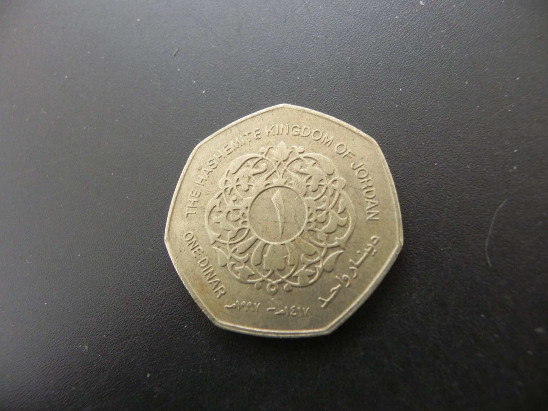 Tutti le monete: Jordanien 1 Dinar 1997 – Usato da Biel/Bienne venduto da Gogolozi