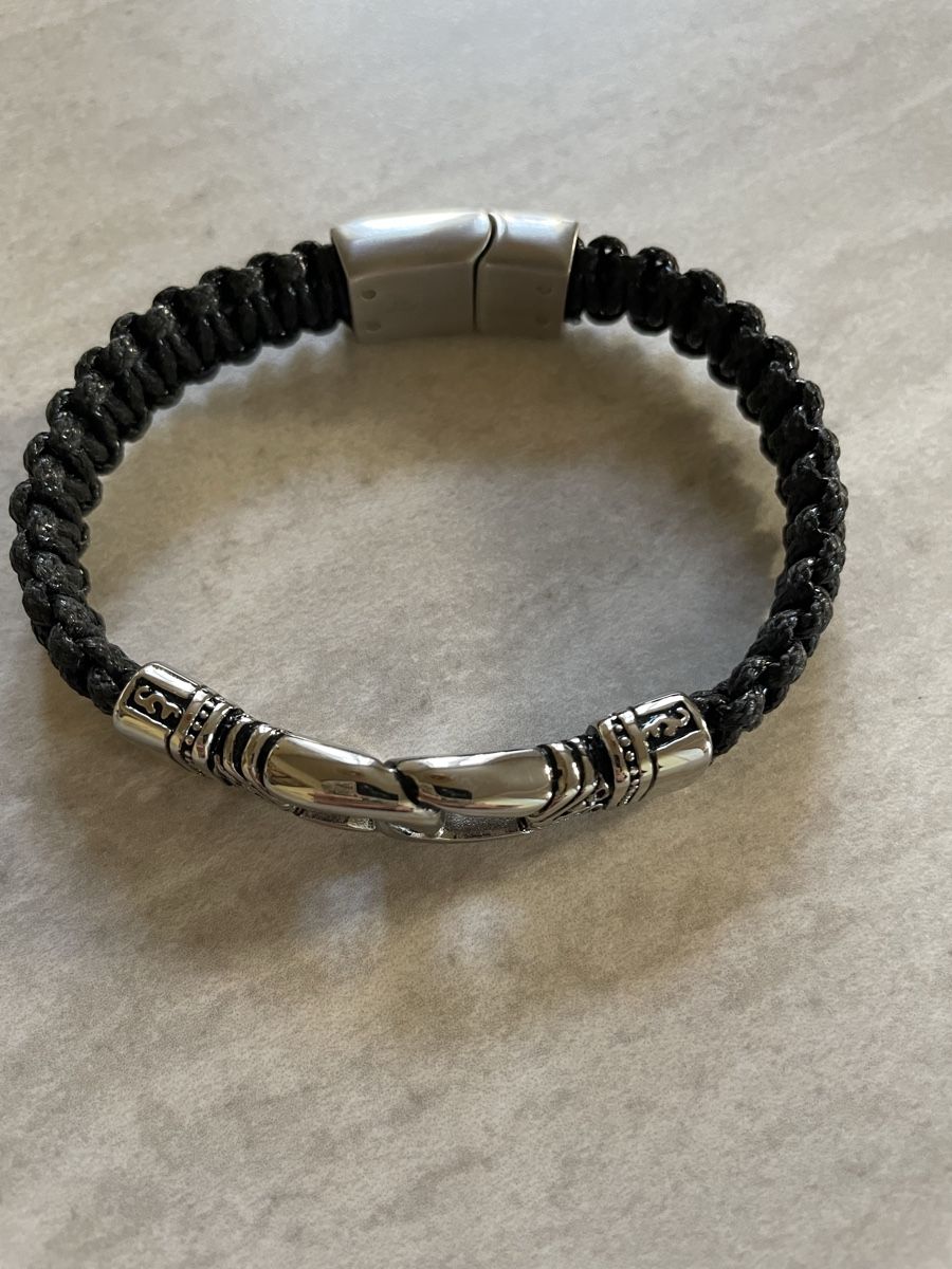 Bracciali & Braccialetti: Armband aus Stahl – Usato da Flawil venduto da Naphtali
