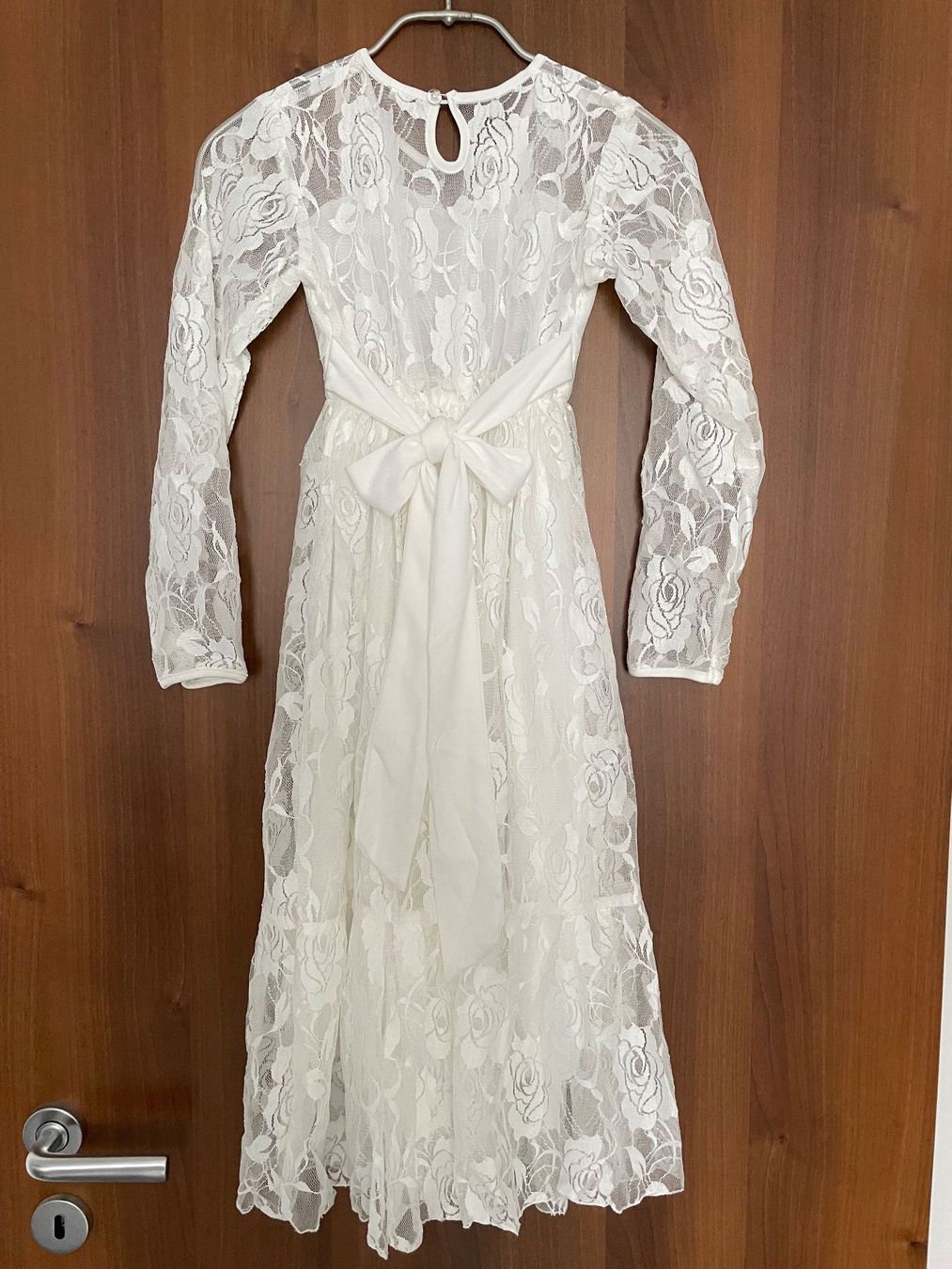 Vestiti & Gonne: Wunderschönes Festkleid, langarm, Spitzen, Grösse 140 – Nuovo (secondo la descrizione) da Neftenbach venduto da RIB123456 2