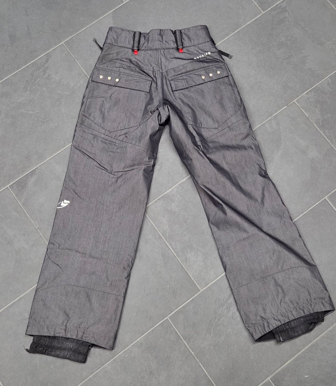 Pantaloni: Bonfire Snowboardhose Gr. XS/S – Usato da Nürensdorf venduto da nm_schoeni28 1