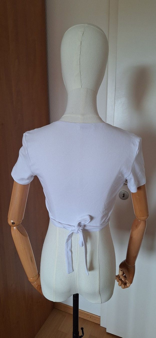Kookai Top: Kookai, croc top (cache-coeur) – Nuovo e nell'imballaggio originale da Lussery-Villars venduto da pousinete02 1