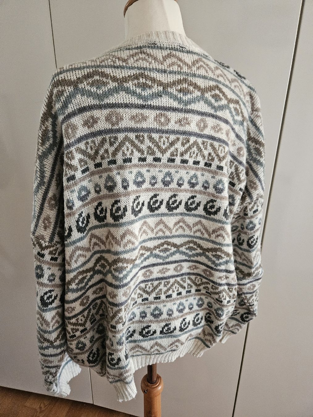 Maglioni & Felpe: Hippie Boho Vintage Pullover – Usato da Zürich venduto da ColdCoffee 3