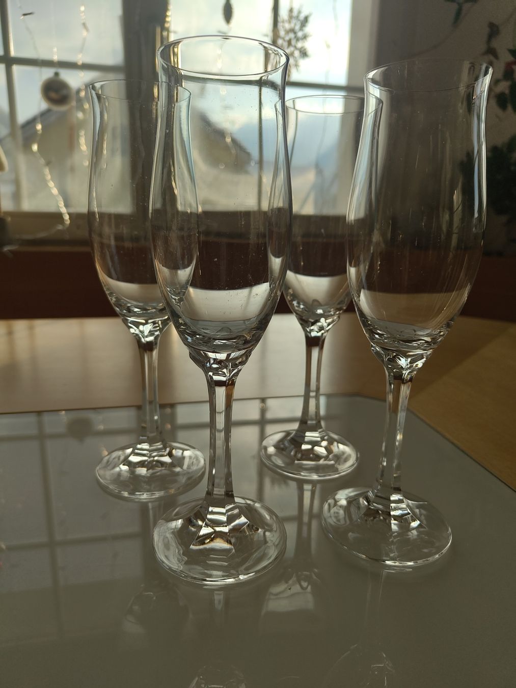 Gläser: Küche: 4 Stück Champagnerglas/ Sektglas – Neu (gemäss Beschreibung) aus Schänis von Second_Life_