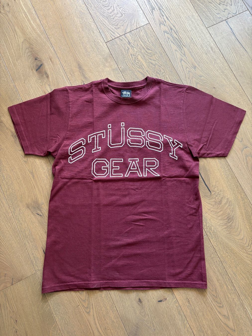Stüssy T-shirts: Stüssy Gear T-Shirt – D'occasion à Trübbach par Nico.Broder