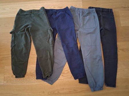 Lot de 4 pantalons garçon taille 152 11-12ans