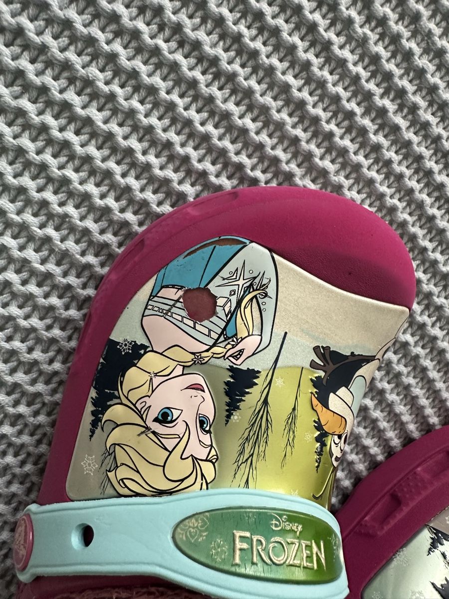 Crocs Scarpe per ragazze: Original Crocs Frozen – Usato da Dürrenroth venduto da tvy_bh56 1