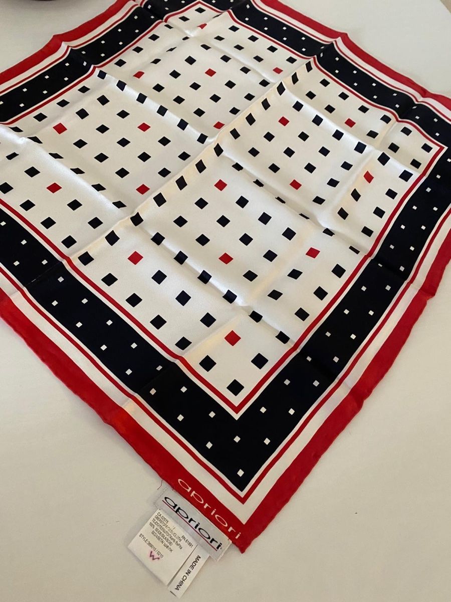 Foulard & Sciarpe: Halstuch Apriori 100% Seide neuwertig  – Usato da Oberglatt ZH venduto da jul_nhy7
