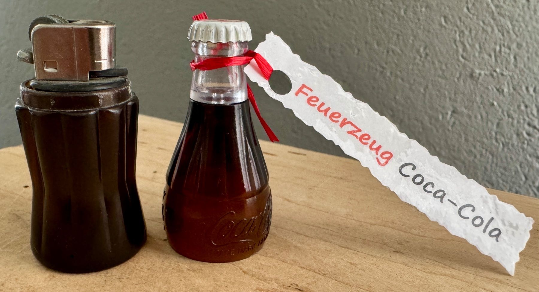 Accendini: Älteres Coca Cola Feuerzeug Webung - vintage – Usato da Rothrist venduto da Luckywinner 3
