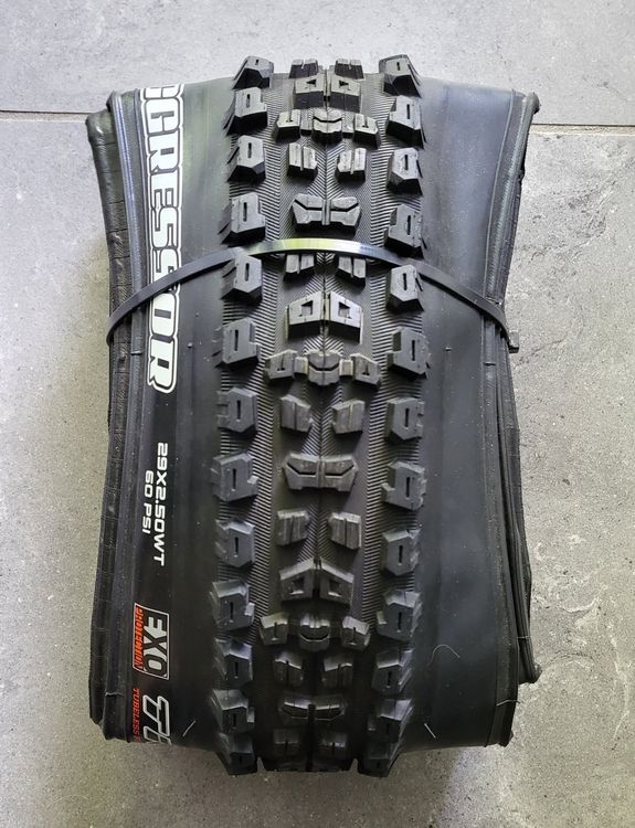 maxxis aggressor 2.5 wt