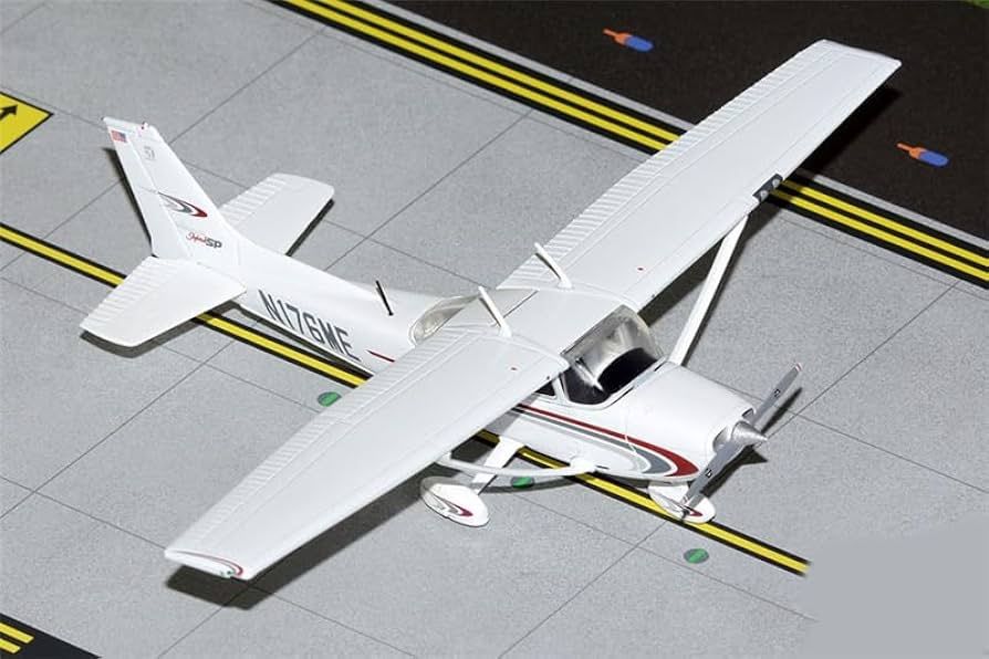 Cessna Kit di modellismo & Modellini statici: Cessna 172 - 1/72 Metallmodell - Gemini – Nuovo (secondo la descrizione) da Winterthur venduto da mtburkhard