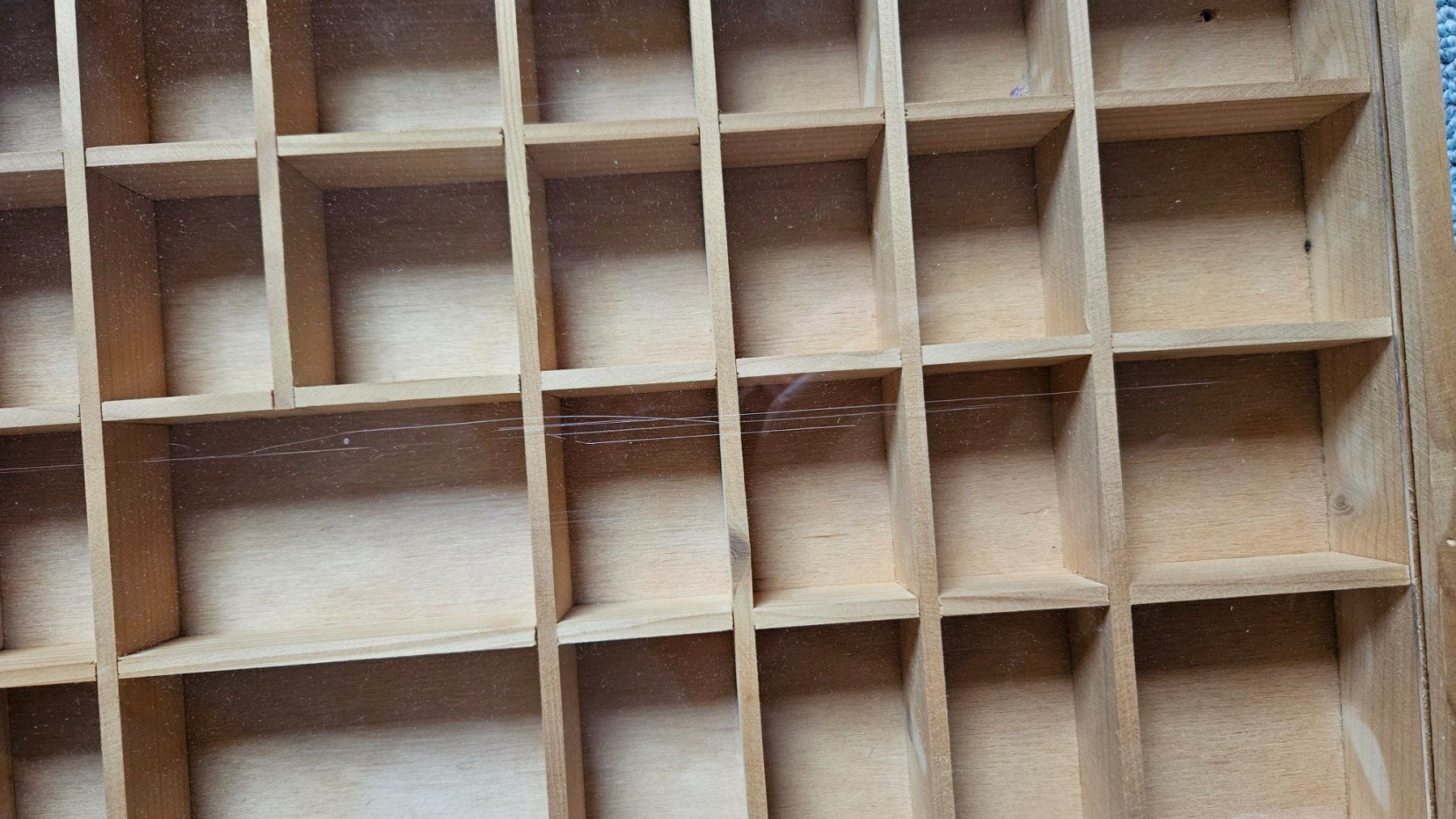 Vetrine: Setzkasten mit Plexiglasabdeckung – Usato da Zunzgen venduto da mareha5 1