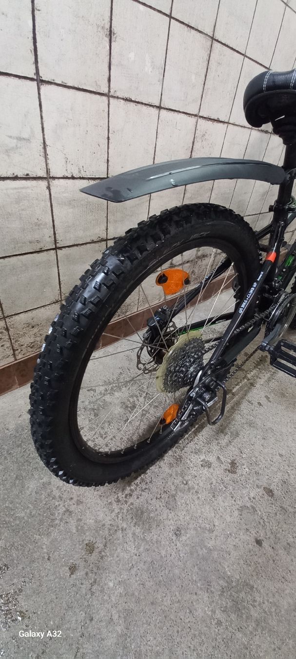 Specialized Vélos: Specialized hotrock 24 zoll – D'occasion à Zofingen par Robbymess 3