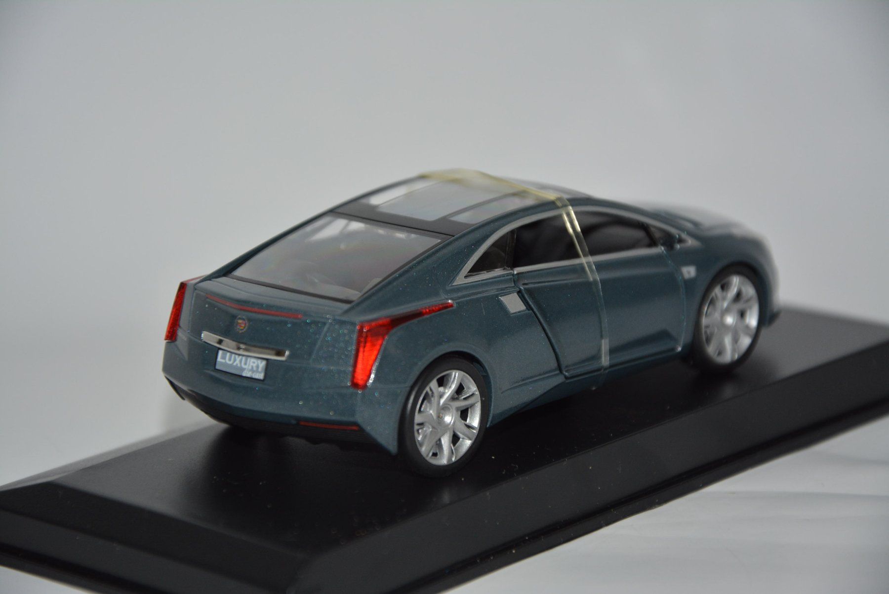 Modellautos: Cadillac Conver J Concept , Luxury , 1:43 – Neu und originalverpackt aus Goldach von Feivel9 6