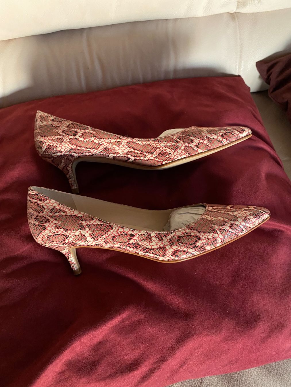 Scarpe da donna: Schöne Lederpumps Grösse 38 NEU – Nuovo (secondo la descrizione) da Volketswil venduto da schnapp01