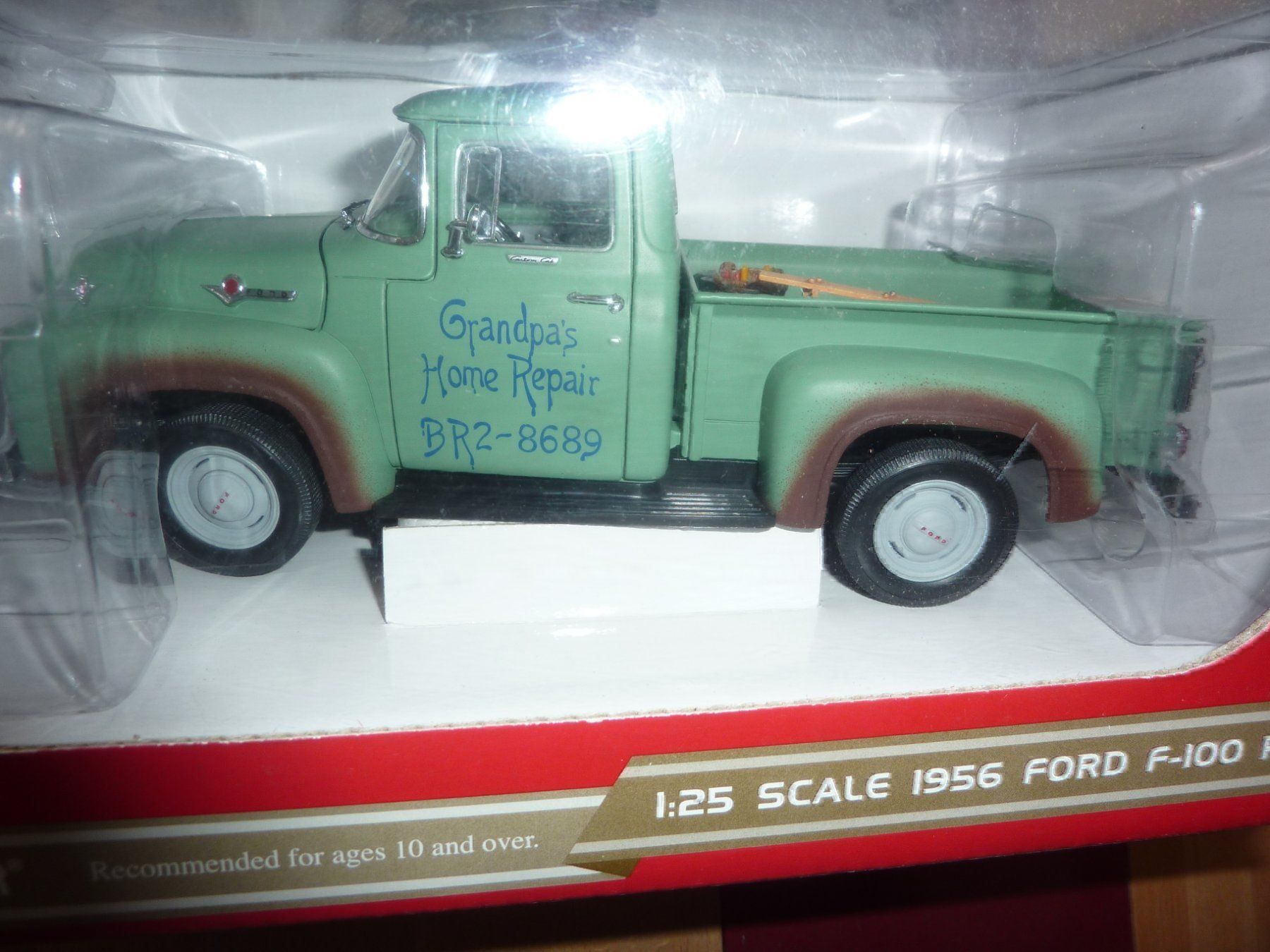 Ford Modellini d'auto: FORD 1956 F-100 – Nuovo e nell'imballaggio originale da Balsthal venduto da bouteliee 2