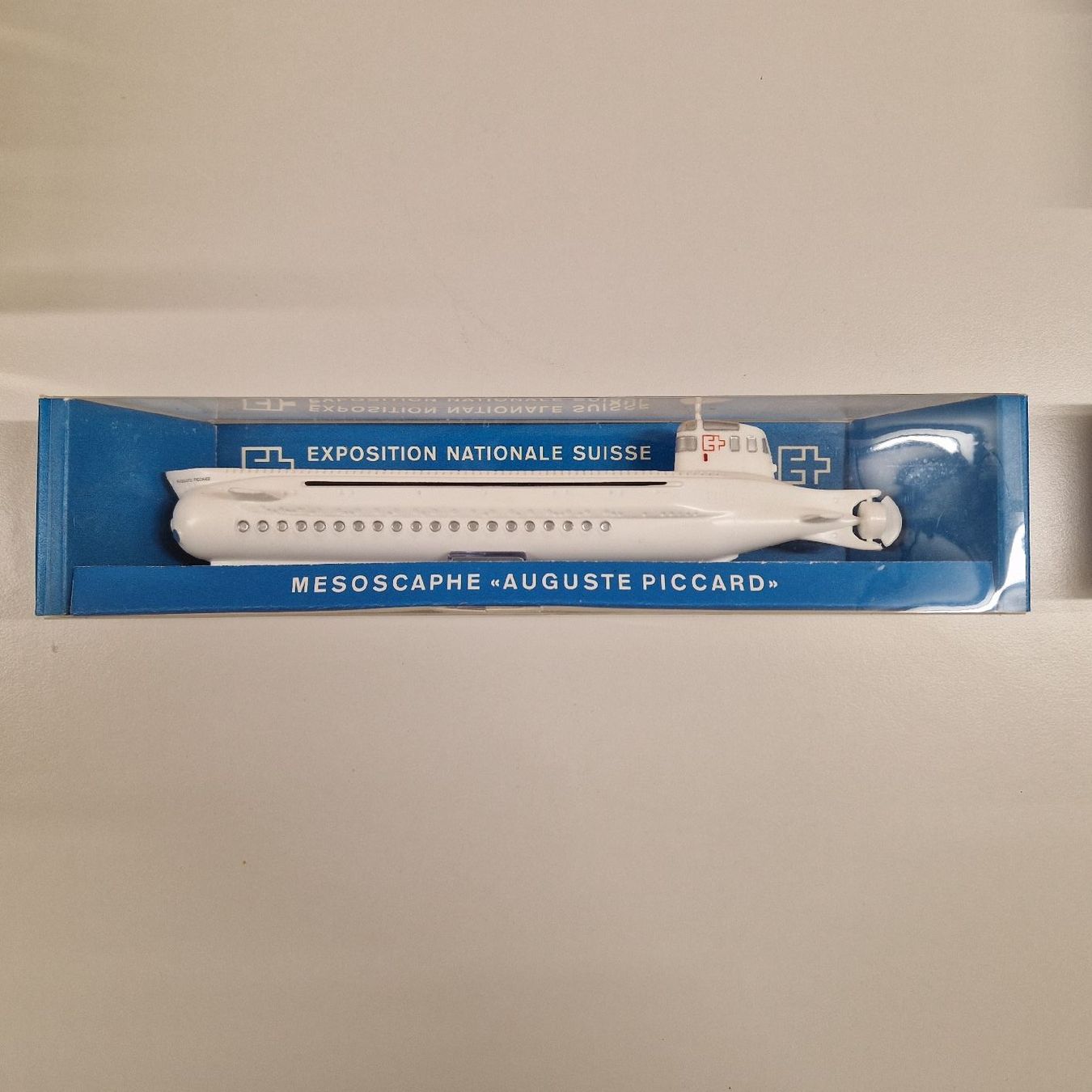 Kit di modellismo & Modellini statici: Mesoscaphe Auguste Piccard Neu – Nuovo e nell'imballaggio originale da Bern venduto da latrouvaillebern