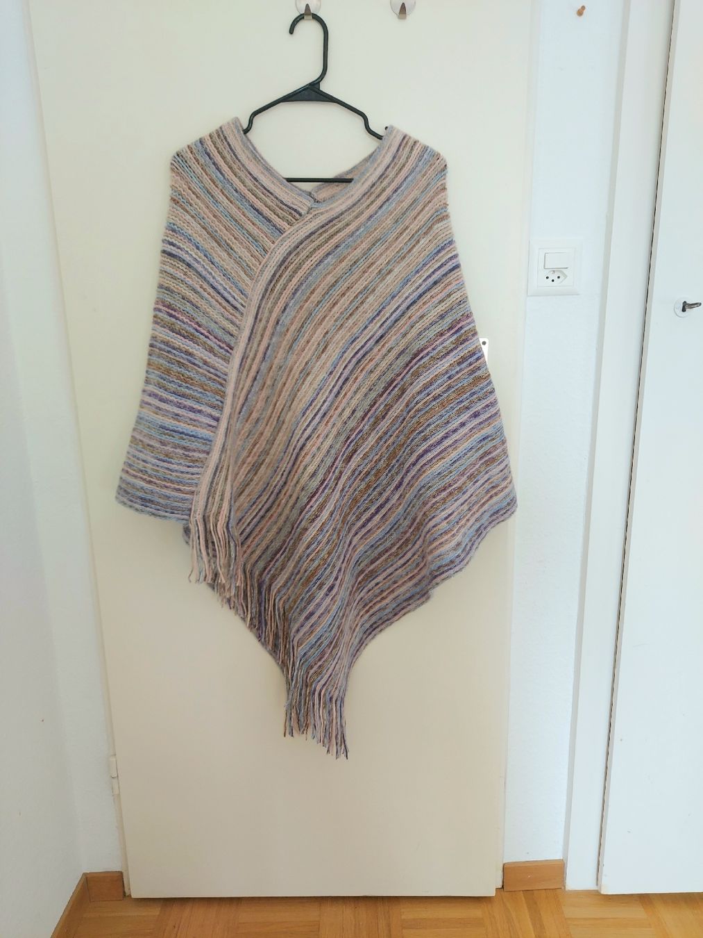 Altro in Moda donna: Poncho cape sweater, warm & soft – Nuovo e nell'imballaggio originale da Jongny venduto da lie_v6hs 3
