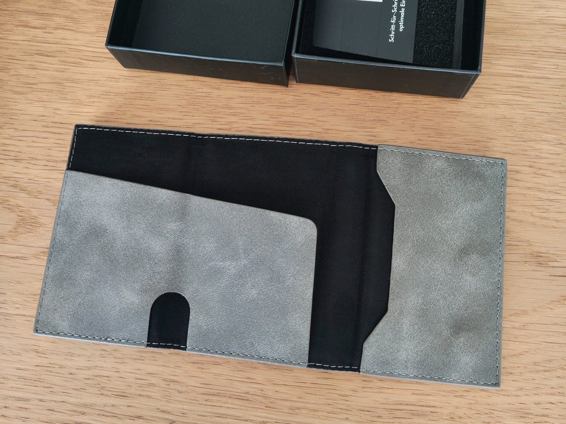 Brieftaschen: Essential Bag Smart Wallet 3.0 - Platin-Grau – Neu und originalverpackt aus Oftringen von RetroMister 3