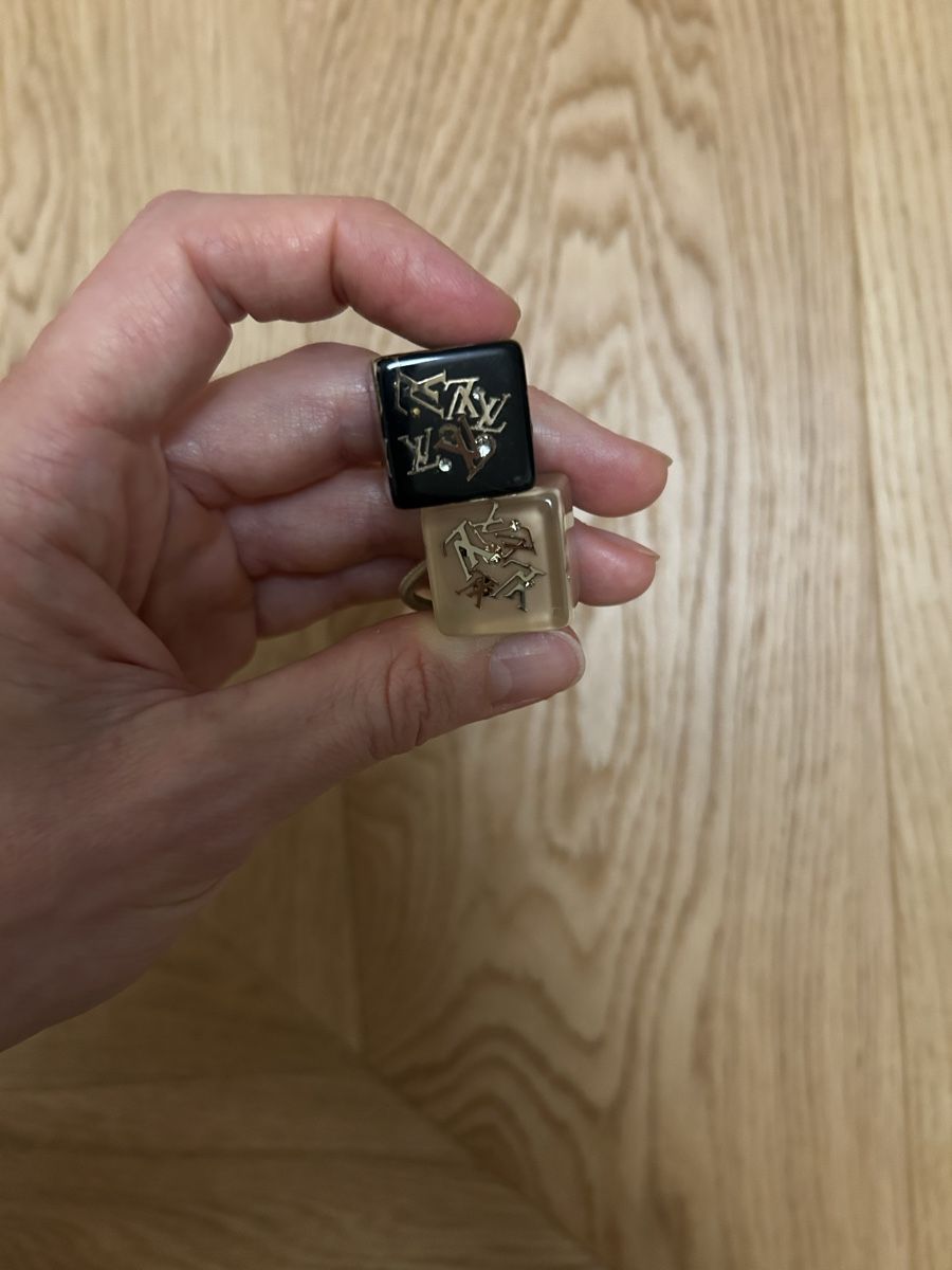 Louis Vuitton Accessori per capelli: Louis Vuitton Haargummis – Usato da Arlesheim venduto da FabiKl 2