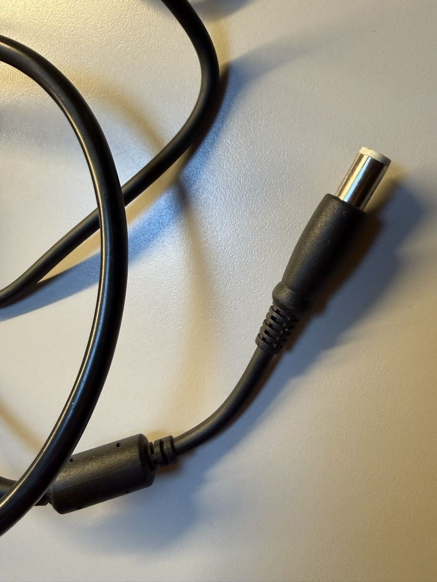 Dell Chargeur: Chargeur Dell – D'occasion à L’Abergement par Sgus 1