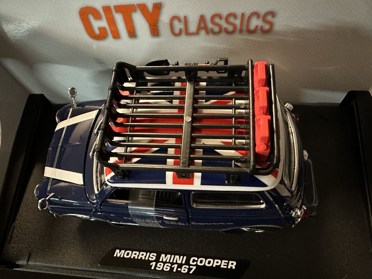 Cooper Modellini d'auto: Mini Cooper Morris 1961 -1967 Oldtimer classic gb – Nuovo (secondo la descrizione) da Reinach AG venduto da rares75 3
