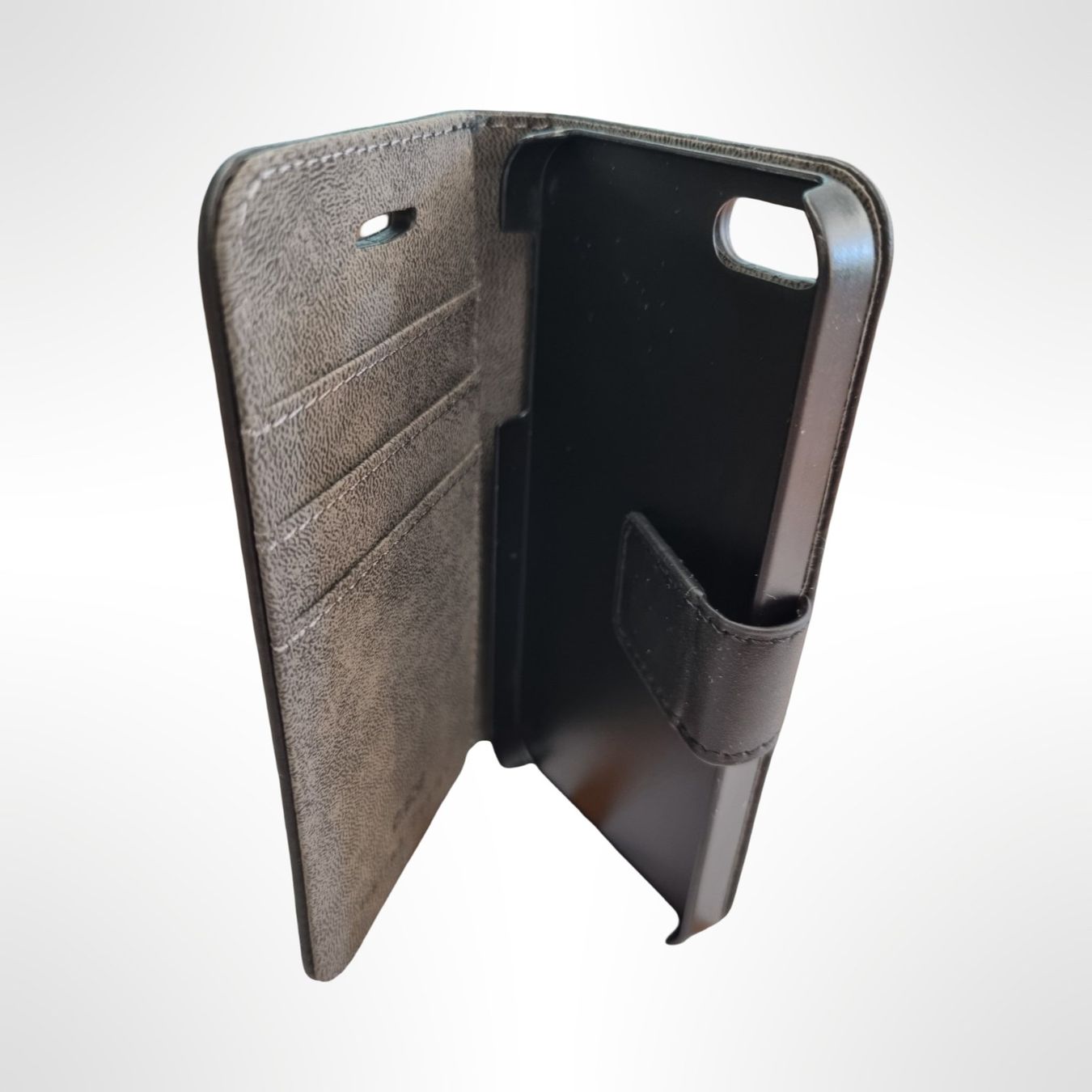Apple Covers & Schutzfolien: SBS Klapphülle, IPhoneSE,5s,5 – Neu (gemäss Beschreibung) aus Wangen b. Olten von Restwert_Wangen 4