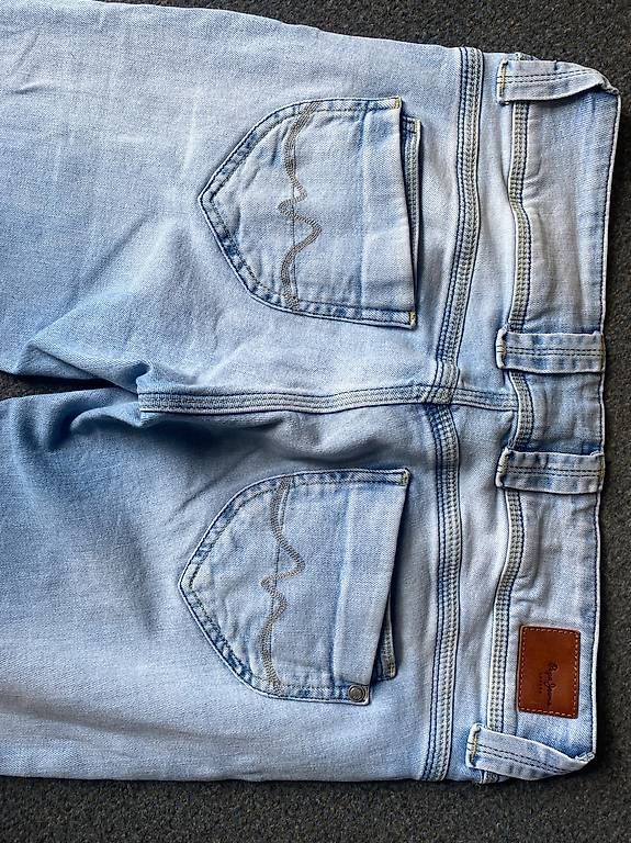 Jeans: Pepe Jeans Venus 32/34 – Usato da St. Gallen venduto da Konstanza 3