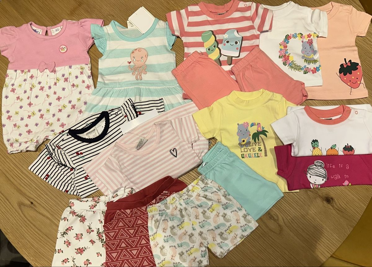 Lotti & Set di vestiti: Babykleider Mädchen Grösse 62 – Nuovo (secondo la descrizione) da Spiez venduto da Brnas 2