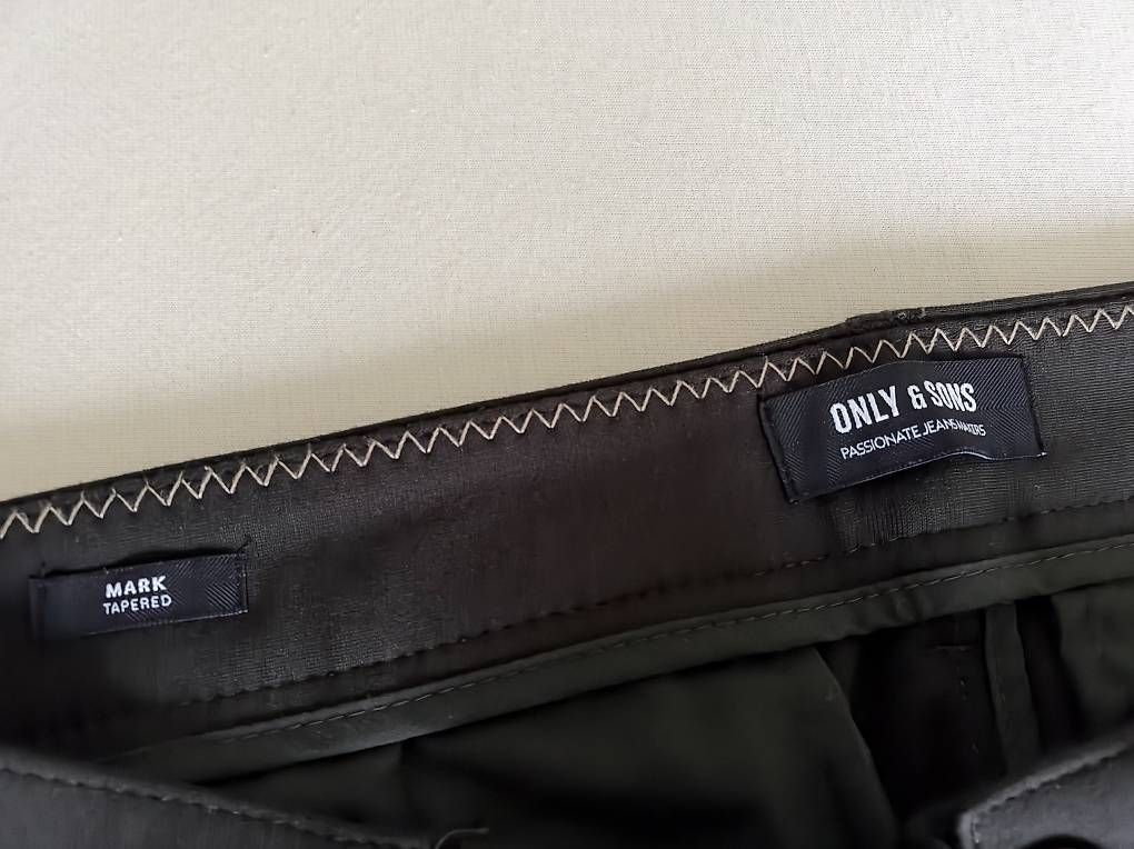 Pantaloni: Only & Sons Hose 31/32 – Usato da Cham venduto da selinjoe 1
