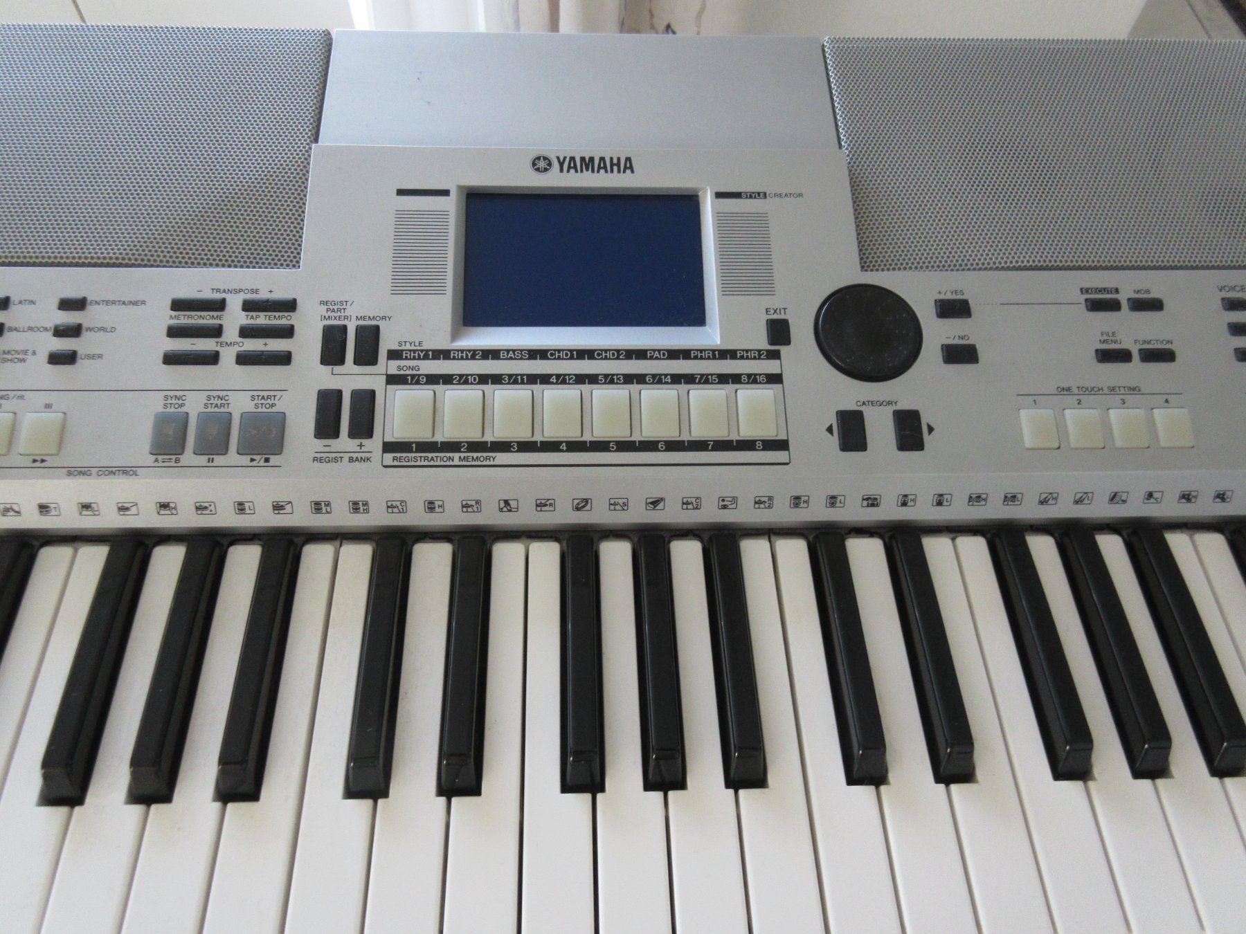 Yamaha Strumenti musicali: Keyboard YAMAHA PSR-S550 – Nuovo (secondo la descrizione) da Weinfelden venduto da Kunst2010 3