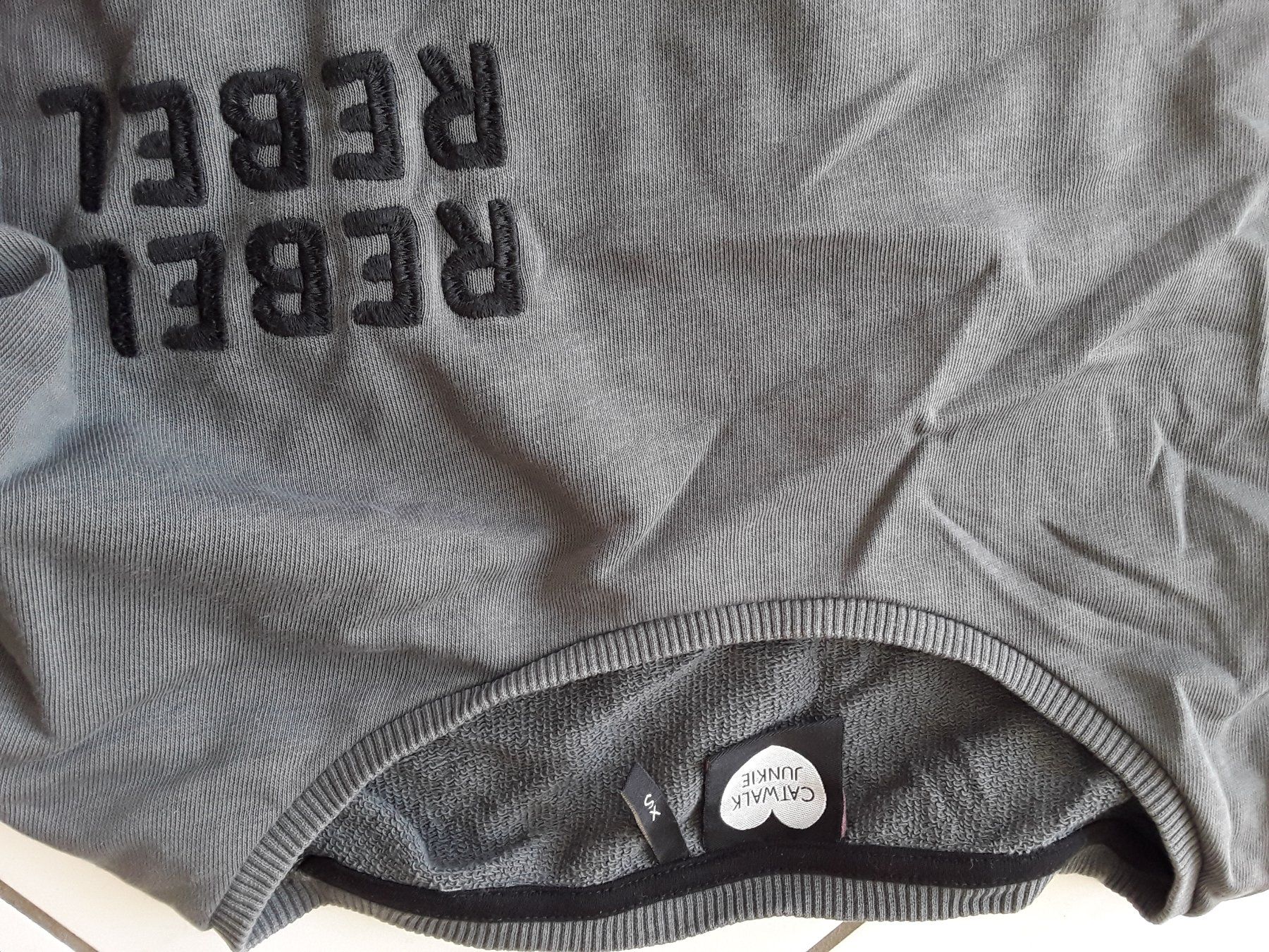 Maglioni & Felpe: cooler Pulli von Catwalk Junkie XS – Usato da Heimberg venduto da Samprof 3