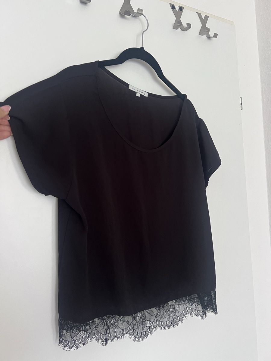 Lotti di vestiti: Schwarzes Strand Set mit Spitzendetails Gr. L& Top Hose – Usato da Wattwil venduto da skr_94 6