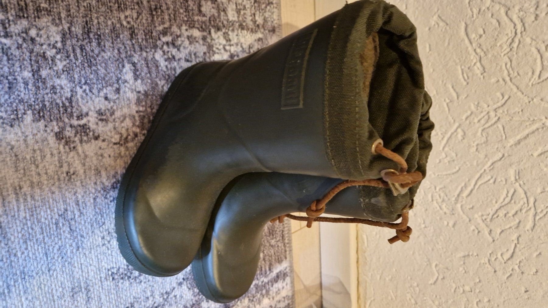 Bisgaard Schuhe für Jungen: Bisgaard Lammfellgummistiefel Gr. 30 – Gebraucht aus Oensingen von Nussikowski