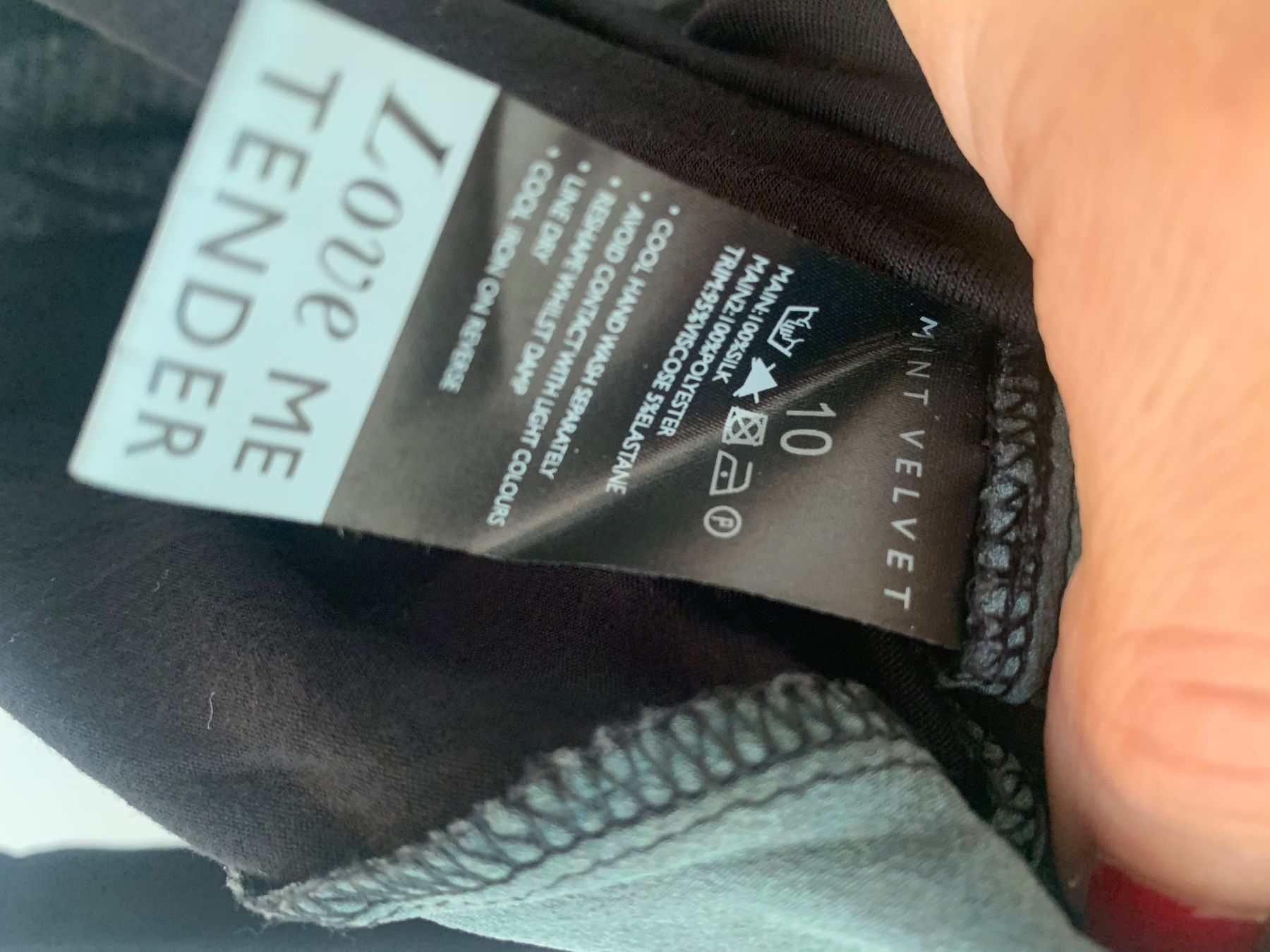 Top: Mint velvet oberteil seiden mix – Usato da Zürich venduto da Nikuska32 1