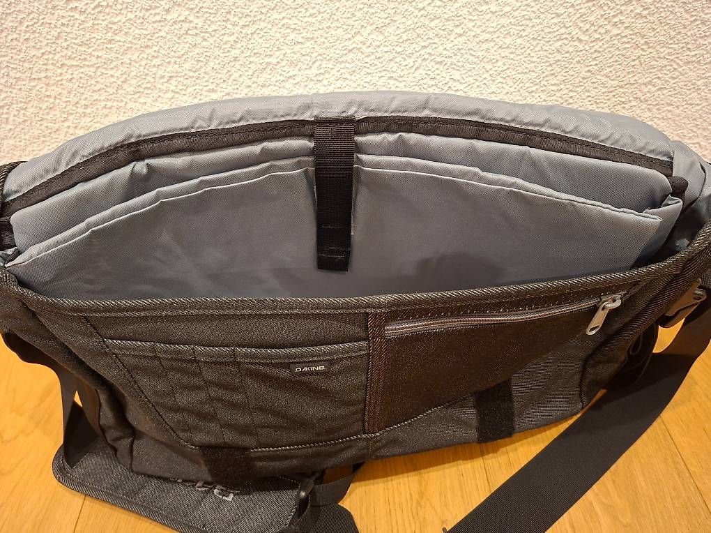 Borse: Dakine Laptoptasche – Usato da Bischofszell venduto da bodesuri16 1