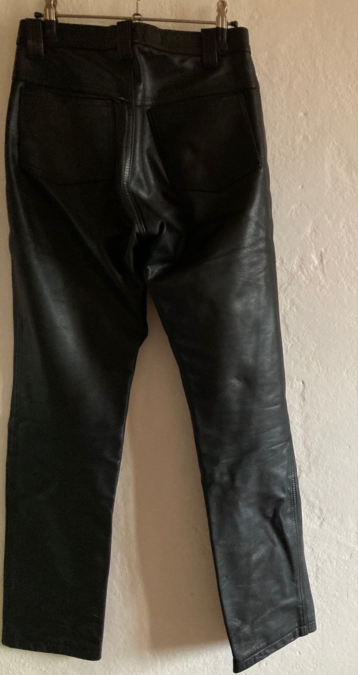 Hosen: Nappa-Lederhose schwarz – Gebraucht aus Diessenhofen von  1