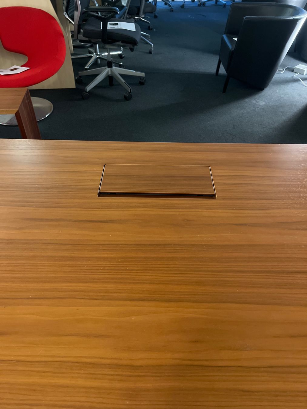 Tavoli: Vitra Konferenztisch – Usato da Affoltern am Albis venduto da Zapro 2