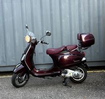 Piaggio Vespa LXV125